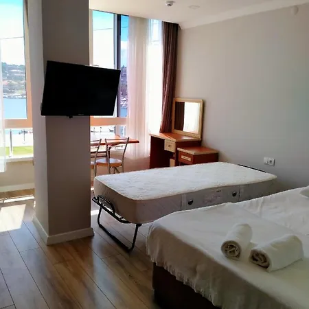 Venues Park Aparthotel 3*